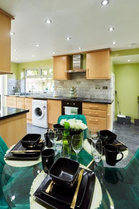 *Little Haven In Leeds* ¤Private Parking¤ Ensuite Лідс Екстер'єр фото