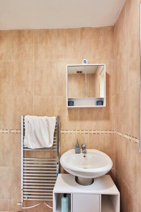 *Little Haven In Leeds* ¤Private Parking¤ Ensuite Лідс Екстер'єр фото