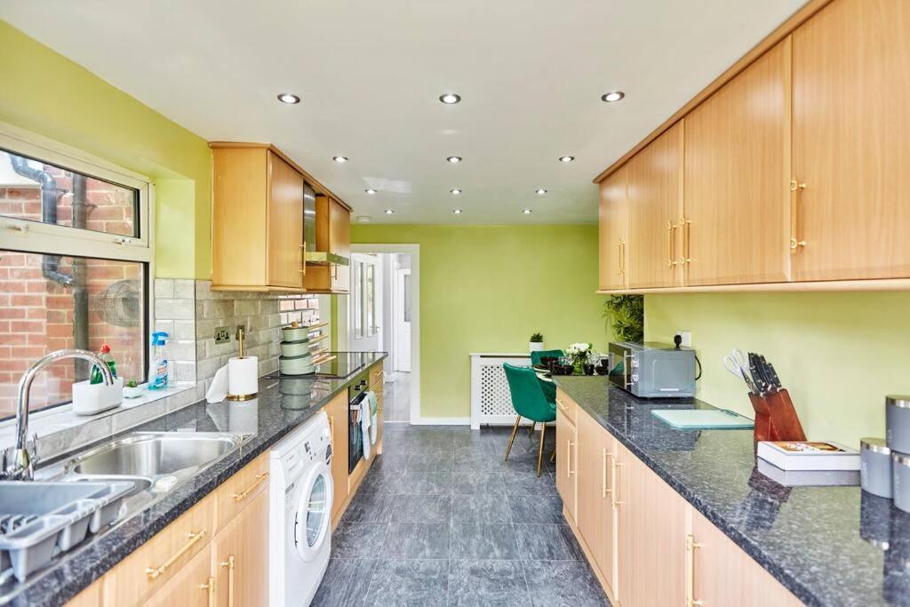 *Little Haven In Leeds* ¤Private Parking¤ Ensuite Лідс Екстер'єр фото