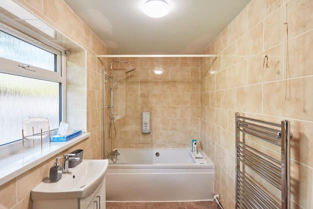 *Little Haven In Leeds* ¤Private Parking¤ Ensuite Лідс Екстер'єр фото